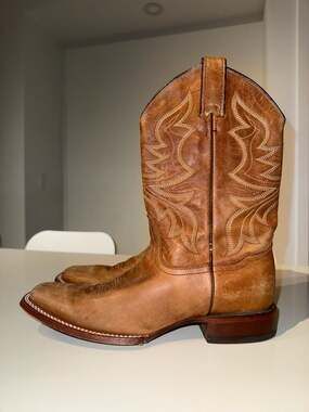 Shyanne Women's Brown Leather Square Toe Cowboy Boots Size 9B Style BRW55